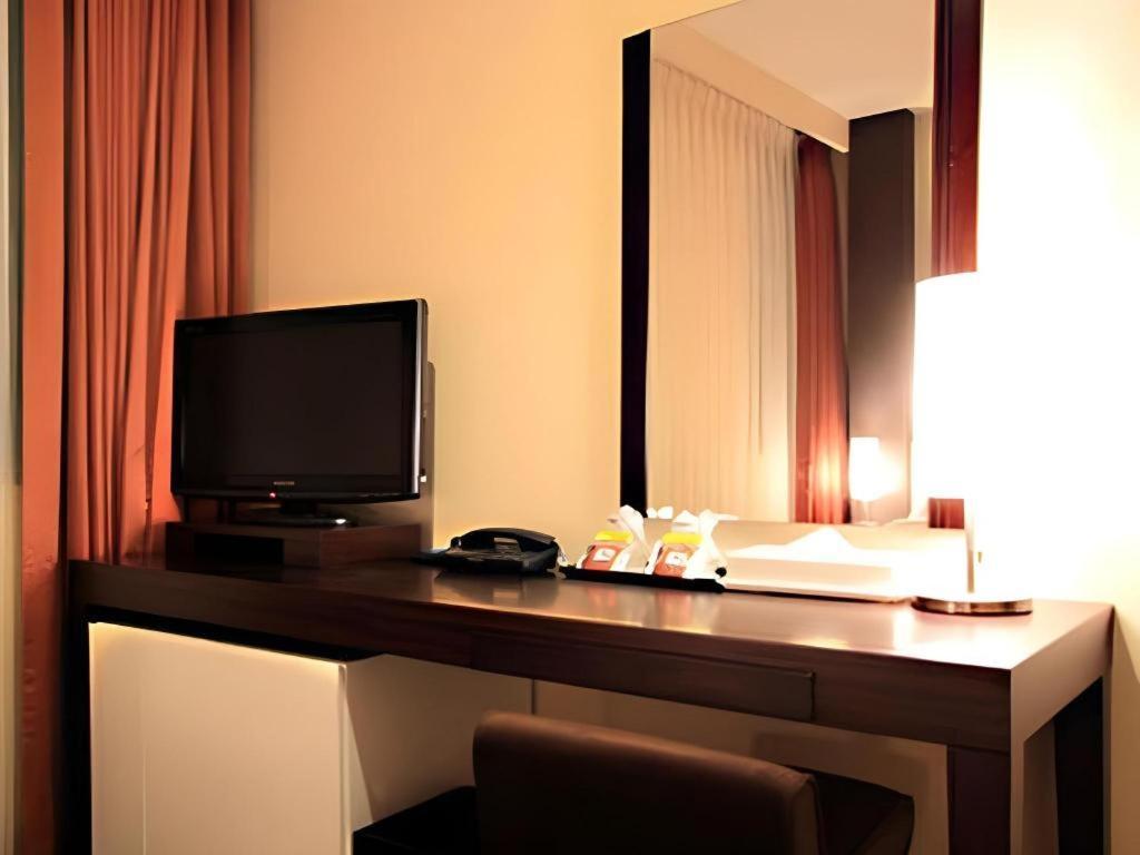 Hotel Yuquesta Asahibashi Naha Esterno foto