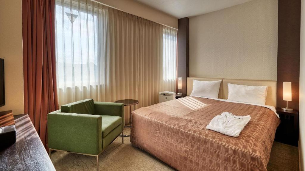 Hotel Yuquesta Asahibashi Naha Esterno foto